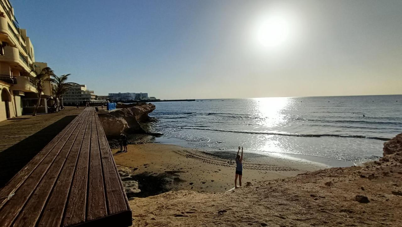 Views Of El Medano Beach, Two Exteriör bild