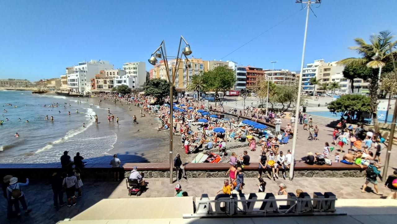 Views Of El Medano Beach, Two Exteriör bild