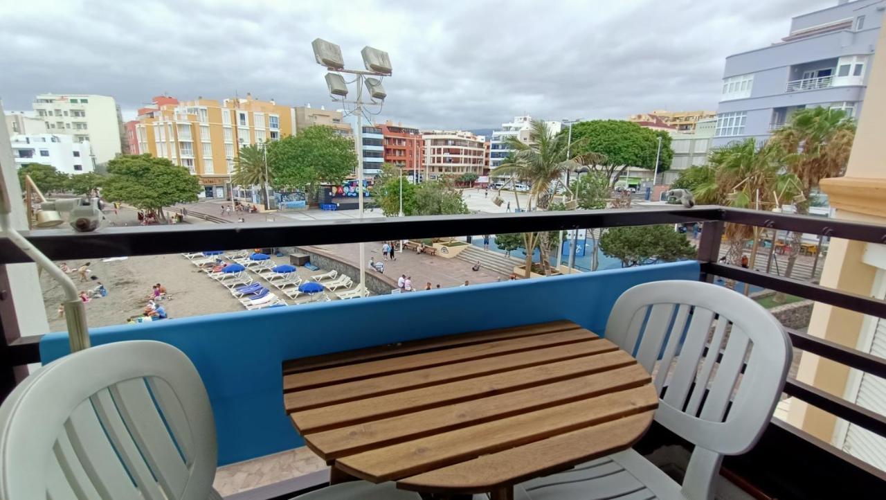 Views Of El Medano Beach, Two Exteriör bild